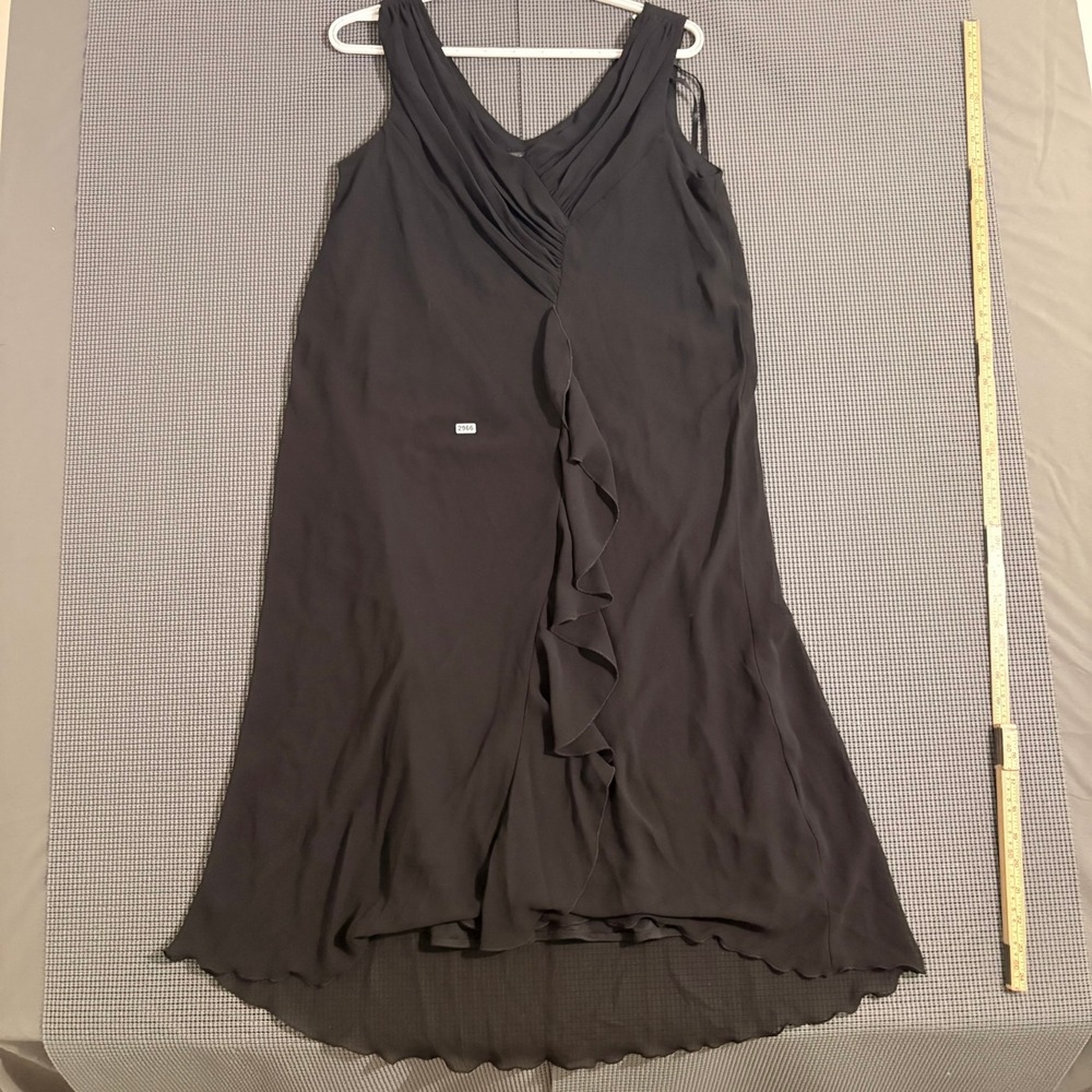 Dressbarn Collection Womens 16 Black V-Neck Ruffle Front Sleeveless Dress